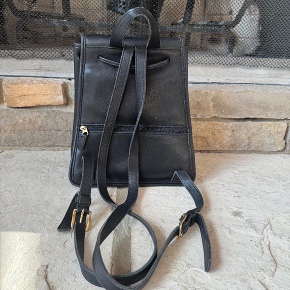 Coach Vintage Black Leather Daypack No. 9791 - Picture 4 of 11